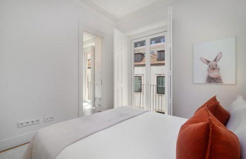 WHome Timeless Design Meets Central Convenience - Photo 24