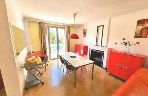 Stunning Home with Outdoor Swimmingpool, 4 Bedrooms and Wifi - Foto 9