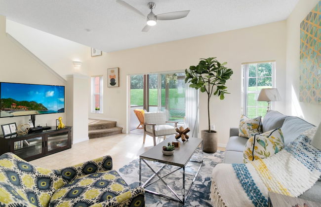 Minutes to Disney Boutique 3BR 2 5 Bath Coastal TH - Foto 1