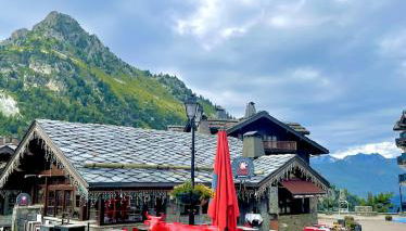 ARC 1950, Appartement 2 chambres 6 personnes, Skis aux pieds, Sauna, Hammam, Jacuzzi, Piscine intérieure et extérieure - Foto 2