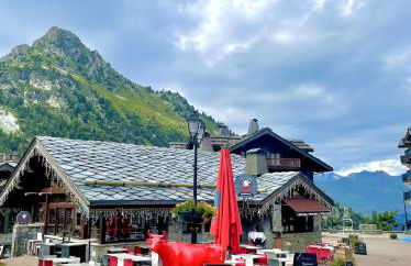 ARC 1950 - Appartement 10 personnes Duplex Cheminée - ski aux pieds - Sauna, Hammam, Jacuzzi - Photo 27