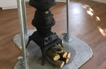 The Roundhouse - Unique space nestled in the trees - Photo 8