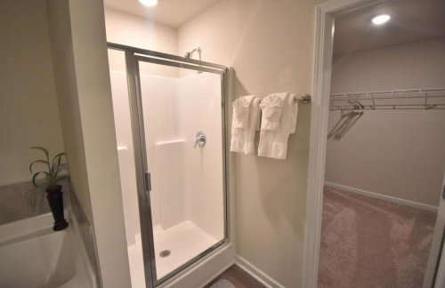 Stay in a brand new townhome in Winder! - Foto 22