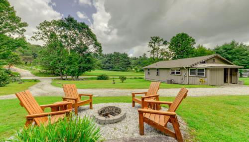 2 Mi to Ski Sapphire Pet-Friendly Cashiers Cabin - Foto 3