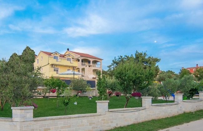 Beautiful Villa in Lisicic With Private Pool - Foto 38