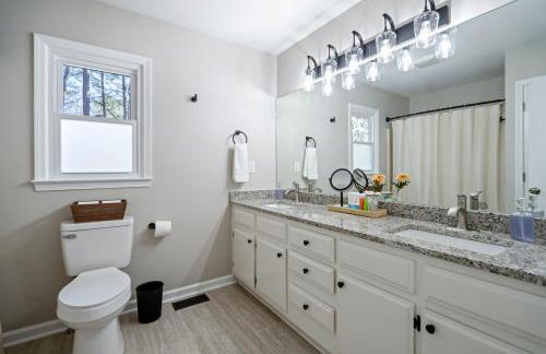 Decked Out Spacious 3BR Near Pine Mountain Trail W - Foto 20