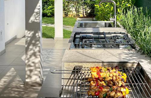 Villa Liberta - Private Family Villa with Pool & Garden - Photo 12