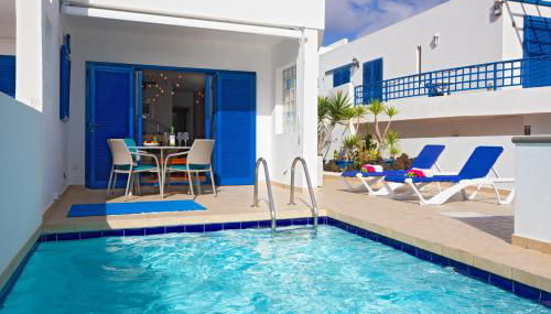 Villa De La Cruz - Photo 1