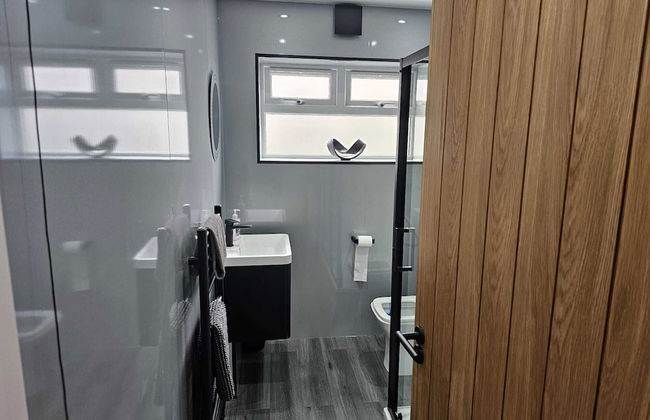 3-beds, Sleeps 6 Walking Distance to Castle & Town - Foto 12