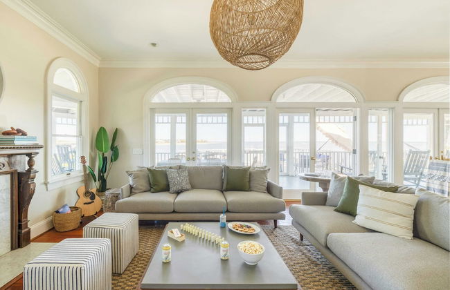 Haven by Avantstay Luxury Beachfront Home w/ Pool & Gorgeous Patios - Foto 10