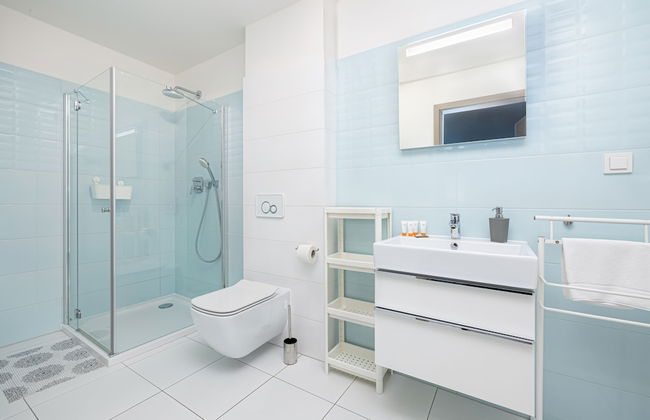 Apartments Five Seas by Renters - Photo 37