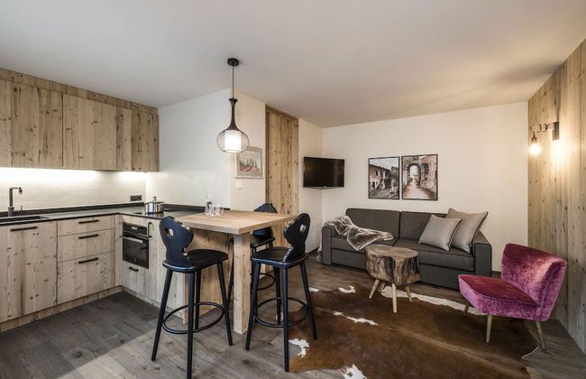 Presulis Hideaway Apartments & Restaurant - Photo 11