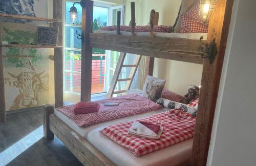 Glückliche Kuh-Villa - Achtsamer Rückzugsort mit Traumgarten, Schwimmteich & Raum zum Sein bis 18 Personen - Allgäu - Foto 40