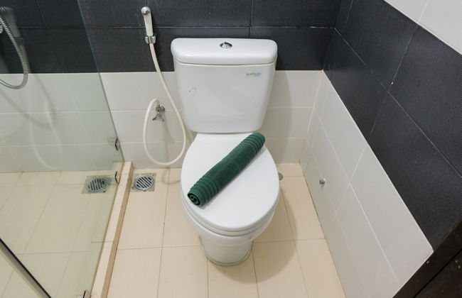 Cozy with City View Studio at Scientia Apartment - Foto 13