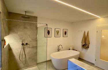 Seenland-Studio I 75 qm I Boxspringbett I Garten I Luxus-Bad - Foto 3