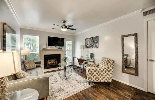 1BD Condo South Irving I28 - Foto 4