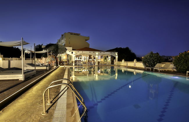 Malibu Boutique Studios - Photo 58