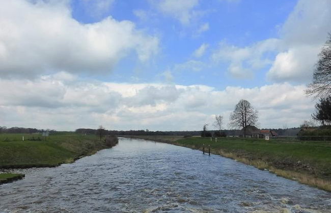 Chalet in Stegeren Near Hiking Trails - Photo 39
