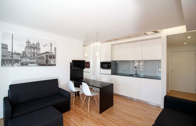 Cathedral Design Apartments - Photo 16