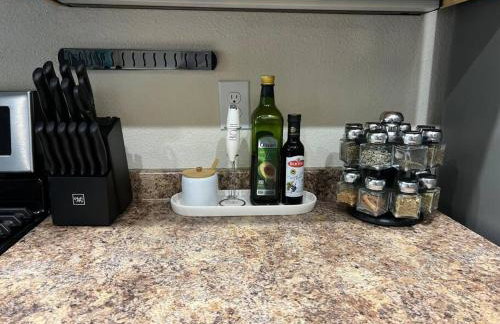 HotTub-King Bed -Fire pit-BBQ-Pristine Kitchen - Foto 24