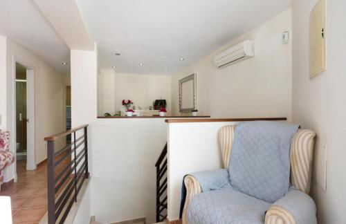 V Centenario free parking by Staycare - Photo 7