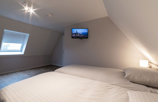 3 bedroom House in Colijnsplaat with garden and terrace - Photo 16