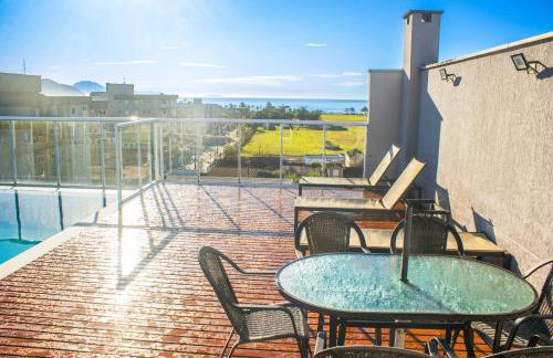 APARTAMENTO PRÓXIMO A PRAIA PISCINA E AREA GOURMET - Foto 12