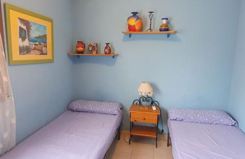 Townhouse in Las Rotas - Foto 23