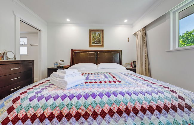 Quite House near Vancouver Airport - Photo 4