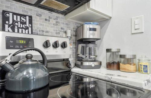 5 min to Brickell & Bars - Arcade - King Bed - Outdoor Fun - Foto 27