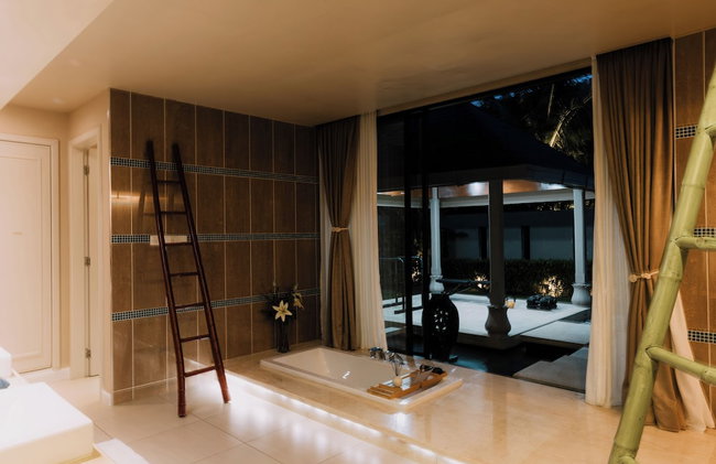 White Monkey Villa - Private Pool & Jacuzzi - Photo 41