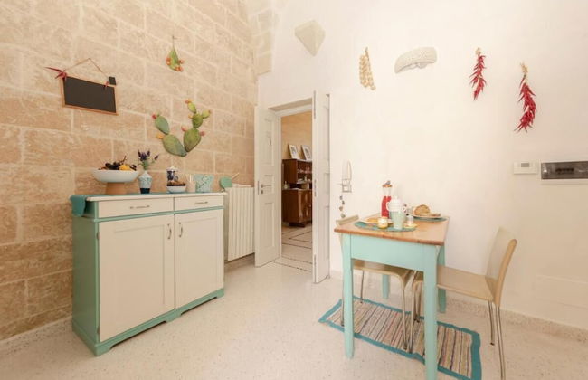 Little Home Holidays - Photo 18