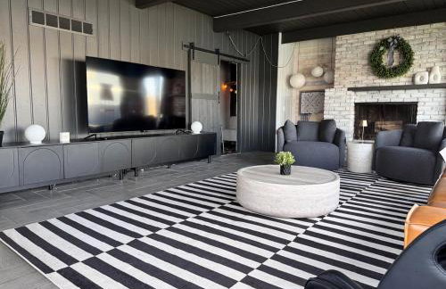 Waterfront Home with Arcade, MassageChair, Firepit, Infinity Game Table - Foto 25