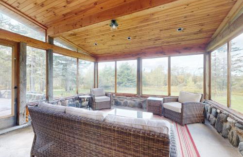 Stone House - Photo 8