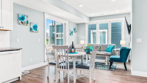 Private Hot Tub The Roost 16 Patio 2BR Downtown - Foto 4