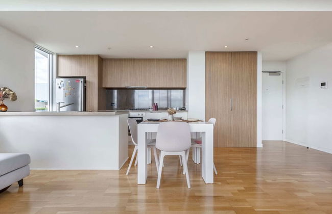 Stunning View 2-bed in Port Melbourne w/ Parking - Foto 13