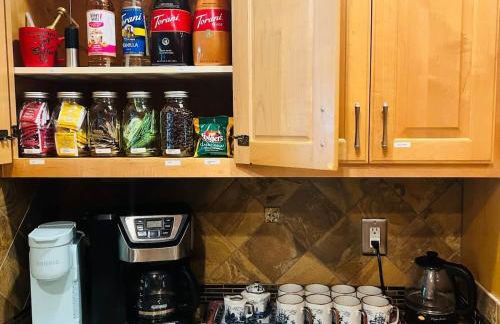 Labrador Lake with FirePit and Billiards - Foto 18