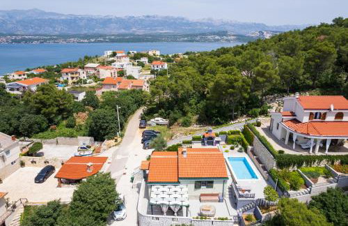 Green House - Photo 38