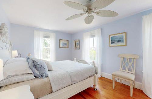 Acadia Lights Cottage - Photo 13