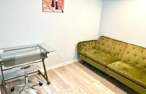 Artsy home by Air Force Academy with office space - Foto 26