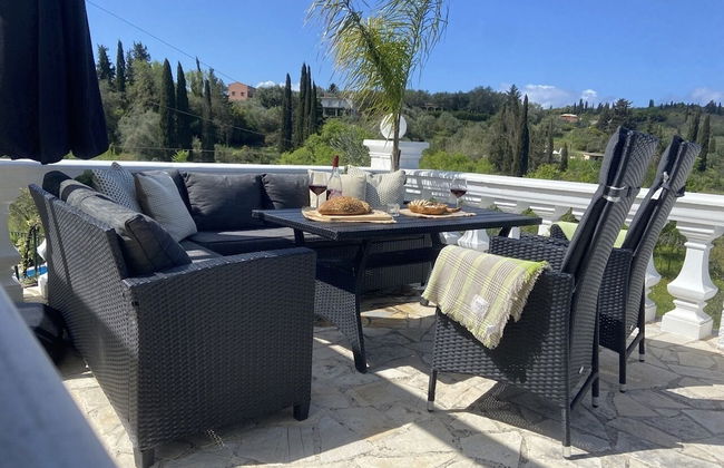 Villa in Corfu With Pool & Amazing Views - The Grove - Photo 19