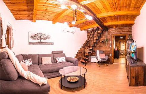 Awesome Home In Jamnica Pisarovinska - Foto 3