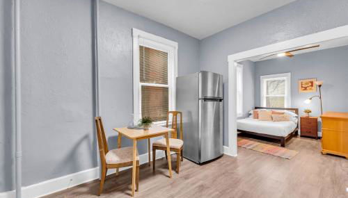 Historic Cozy Haven in Little Italy - Foto 3