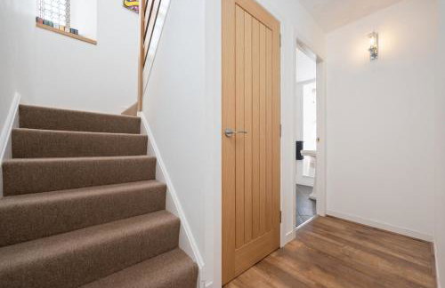 Historic 1BR Home in Culross Near Filming Sites - Foto 29