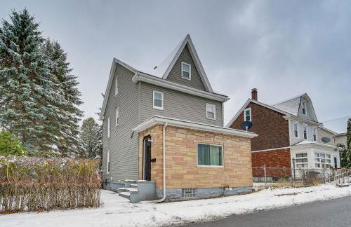 Game Room and Backyard Modern Altoona Home! - Foto 2