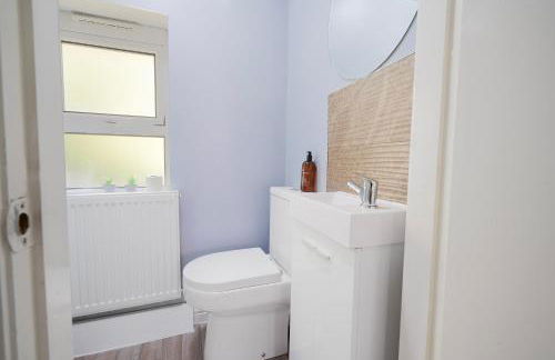 Entire 4-Bed House & Parking, Steps from ICC & Utilita Arena Birmingham & Broad Street - Foto 19