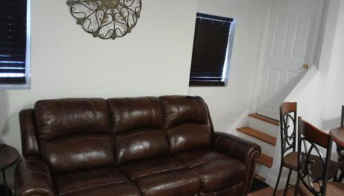 1BR Apartment - Unit B - With Parking and 10min Walk to NYC Train Station - Foto 5
