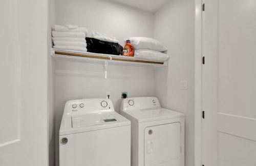 Stunning Lake Home With Pool-beach-gym-boat Access - Foto 51