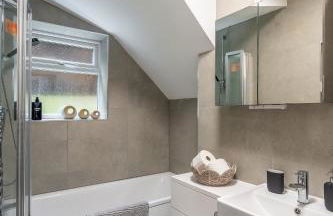 Spacious 2 Bed Flat Sleeps 4 - Foto 11