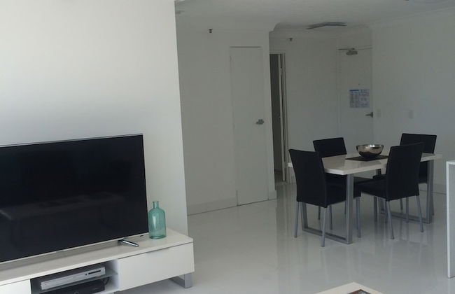 Surfers Century Oceanside Apartments - Foto 32